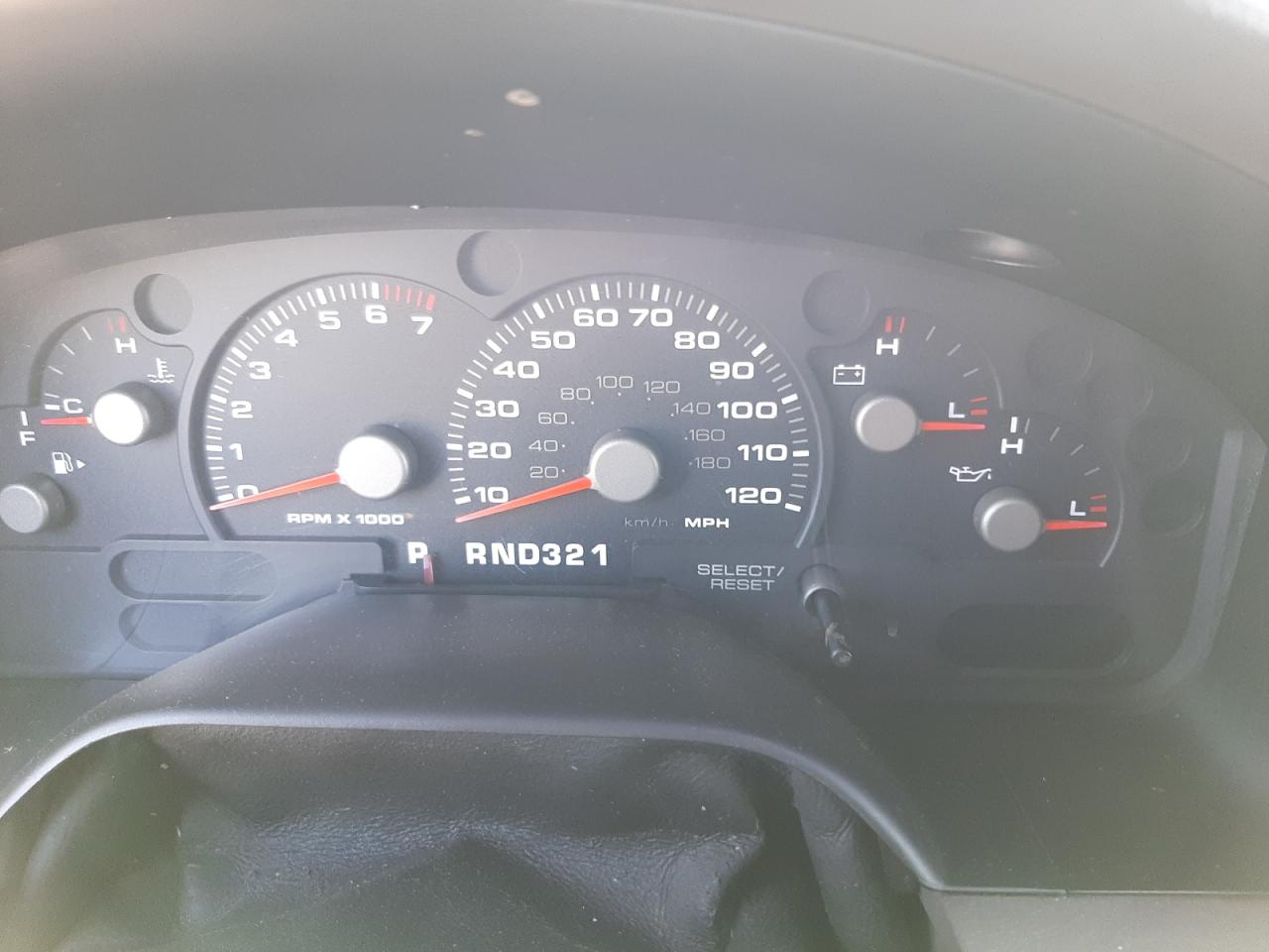 Photo 8 from auction – 2004 FORD EXPLORER X with VIN 1FMZU62K04ZA14460