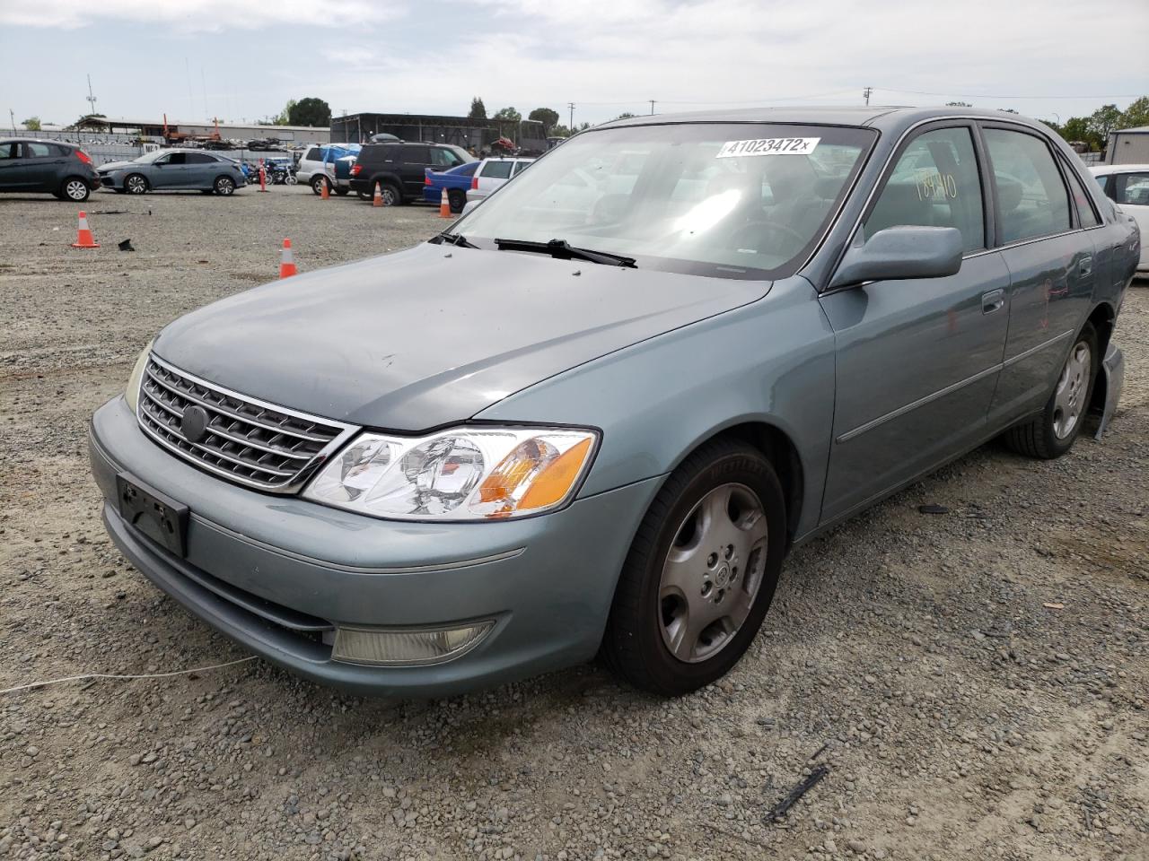 Photo 2 from auction – 2004 TOYOTA AVALON XL with VIN 4T1BF28BX4U377986