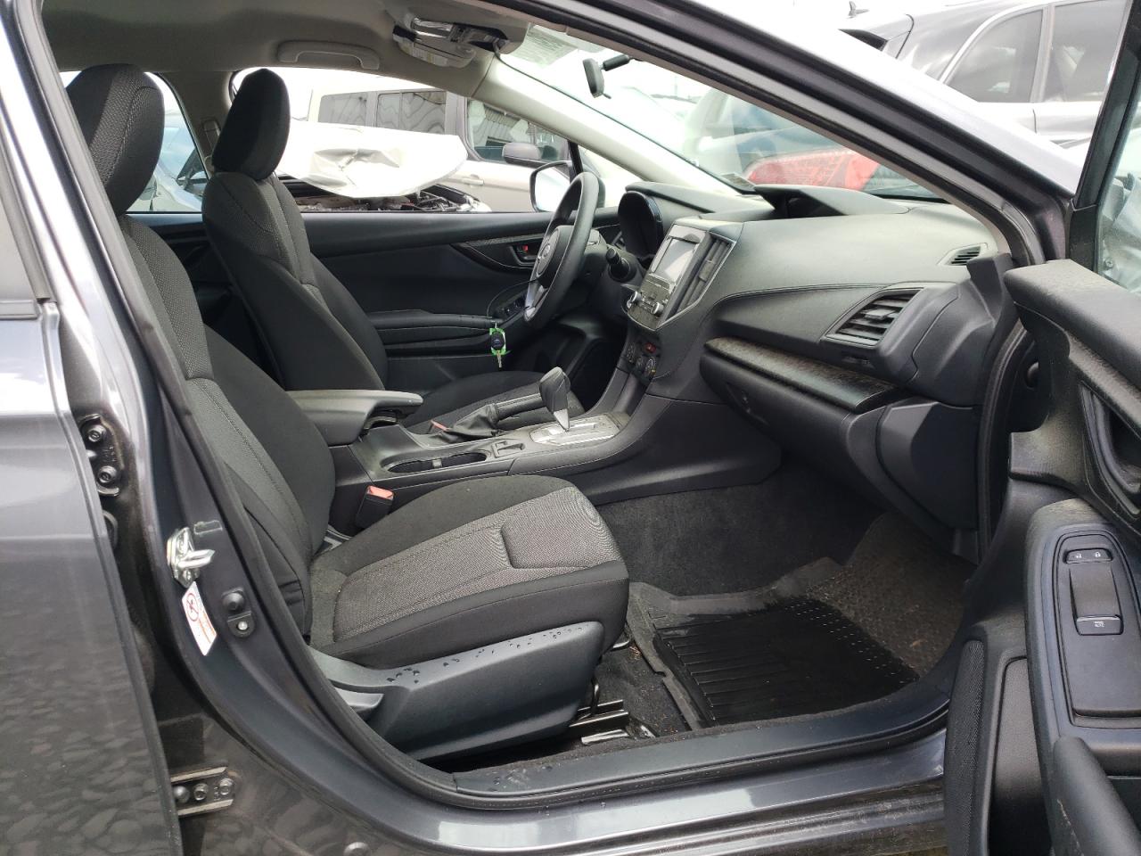 Photo 5 from auction – 2018 SUBARU IMPREZA with VIN 4S3GTAA62J3747551