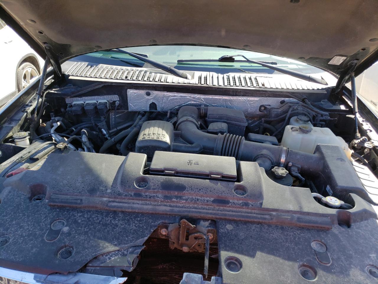 Photo 7 from auction – 2012 FORD EXPEDITION with VIN 1FMJU2A53CEF65361