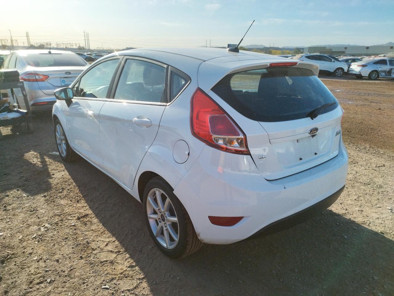 Photo 3 from auction – 2019 FORD FIESTA SE with VIN 3FADP4EJ1KM141378