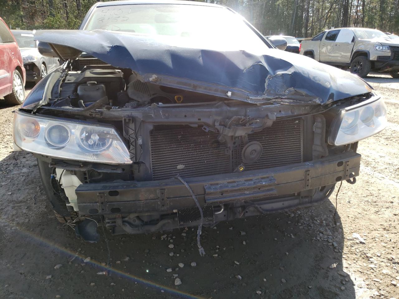 Photo 9 from auction – 2006 HYUNDAI AZERA SE with VIN KMHFC46F56A073013