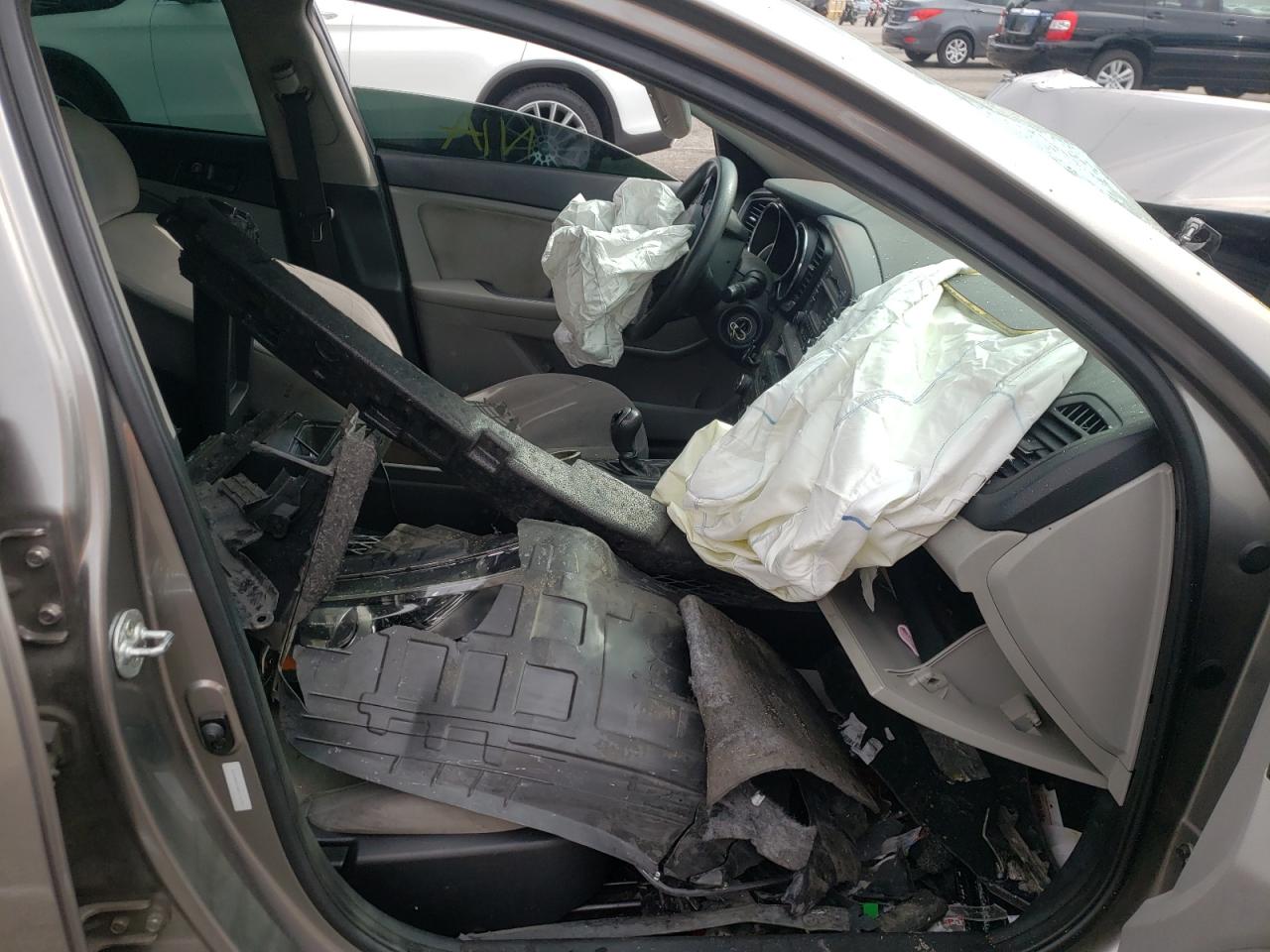 Photo 5 from auction – 2013 KIA OPTIMA LX with VIN 5XXGM4A74DG170789