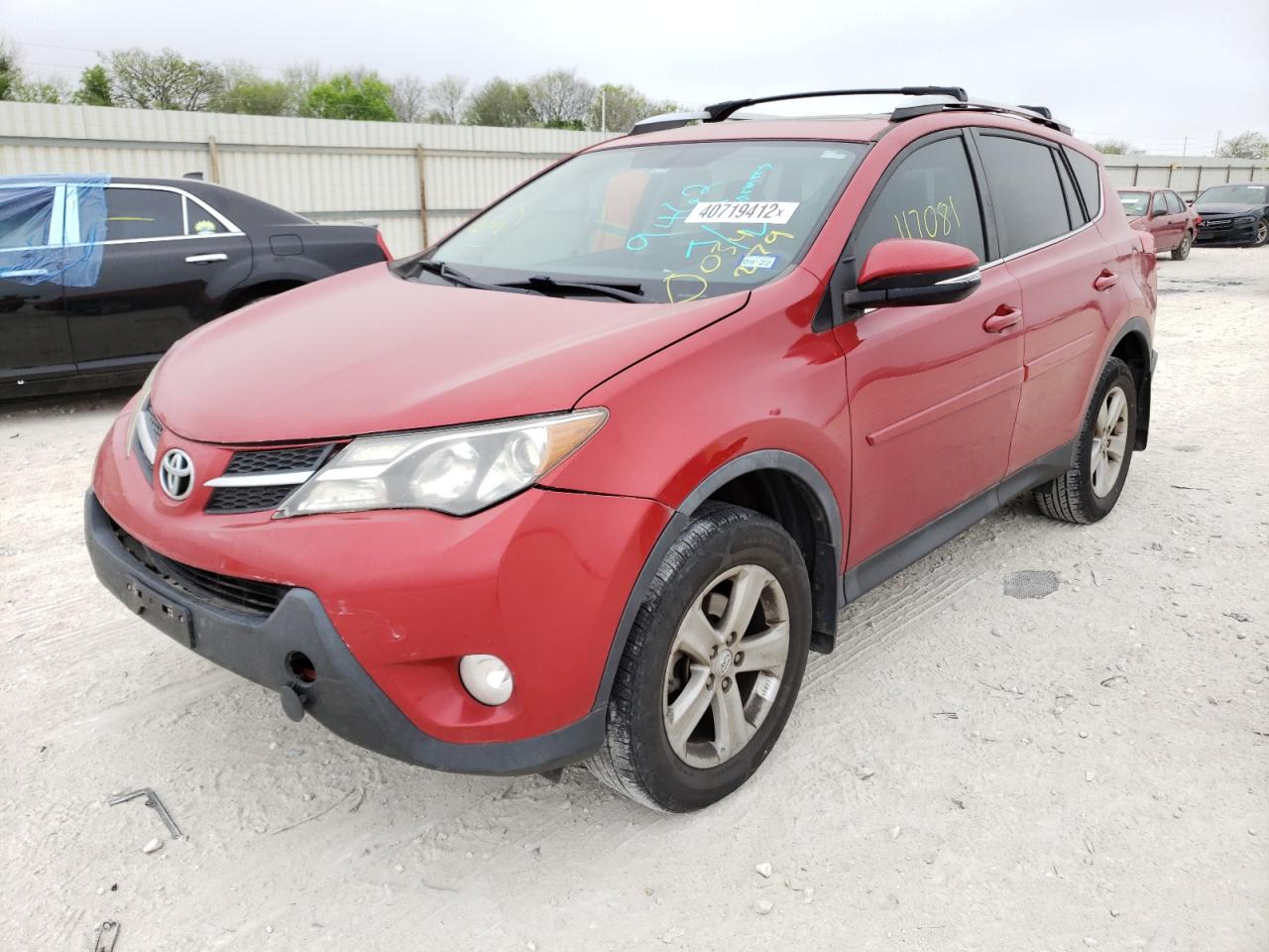 Photo 2 from auction – 2013 TOYOTA RAV4 XLE with VIN 2T3WFREV2DW034279