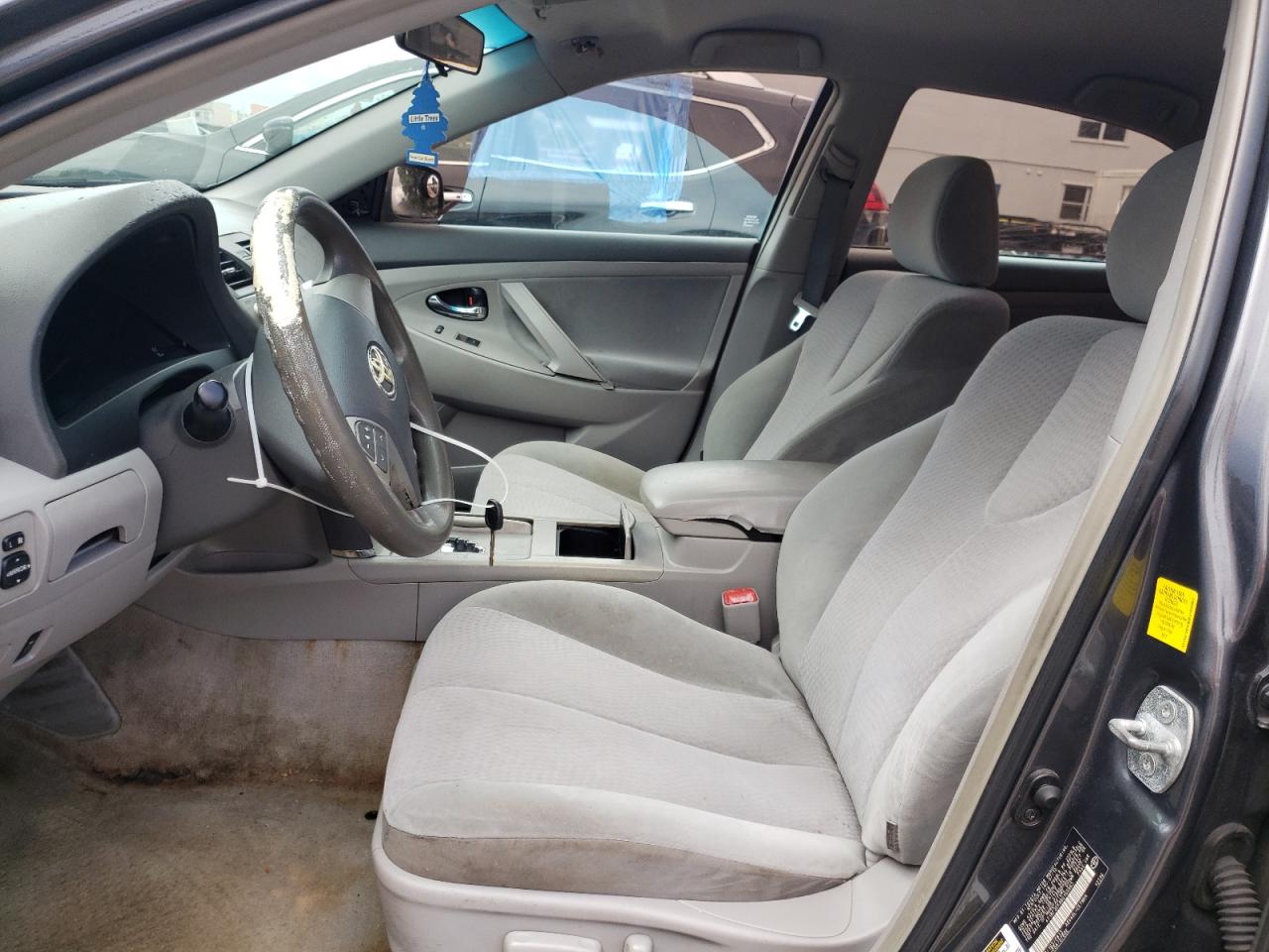 Photo 5 from auction – 2011 TOYOTA CAMRY BASE with VIN 4T1BF3EK9BU165863