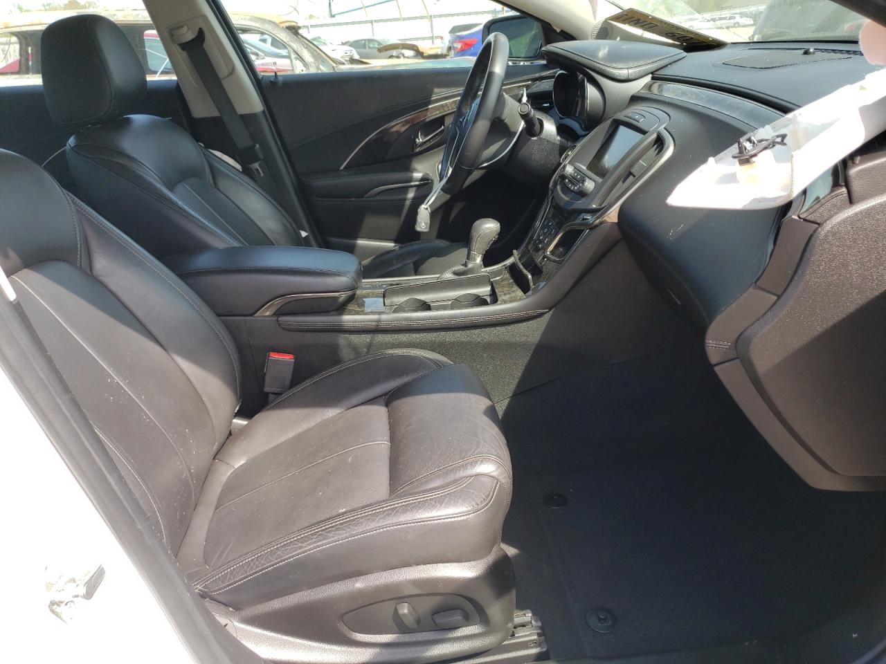 Photo 5 from auction – 2016 BUICK LACROSSE with VIN 1G4GB5G39GF259255