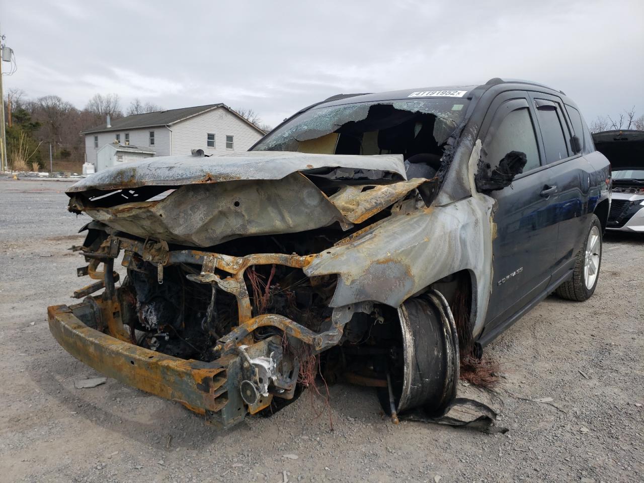 Photo 2 from auction – 2013 JEEP COMPASS LI with VIN 1C4NJDCB2DD138869