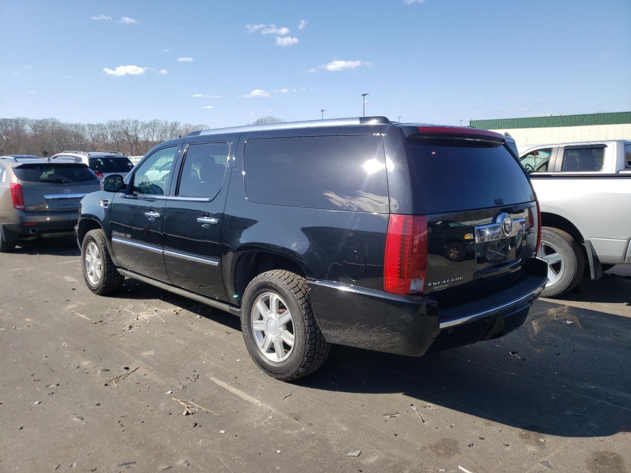 Photo 3 from auction – 2007 CADILLAC ESCALADE E with VIN 1GYFK66807R330984