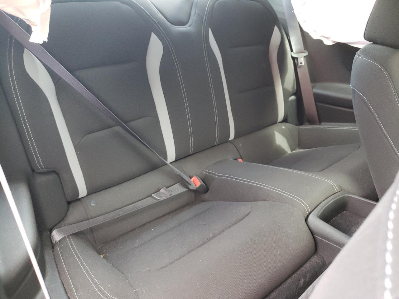 Photo 6 from auction – 2016 CHEVROLET CAMARO LT with VIN 1G1FB1RX2G0191563