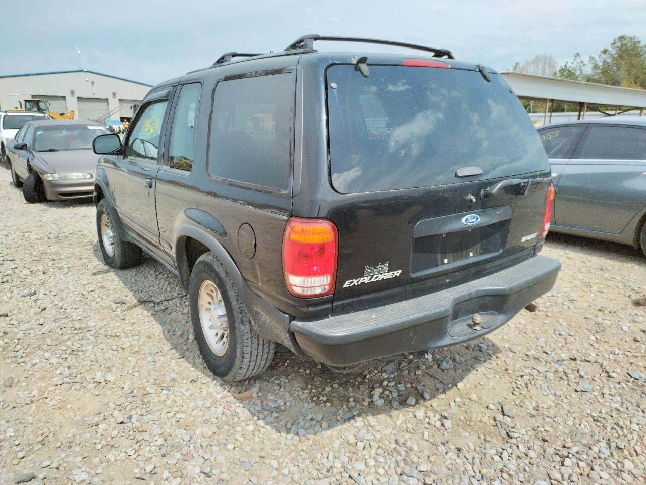 Photo 3 from auction – 1999 FORD EXPLORER with VIN 1FMYU24X0XUC80575
