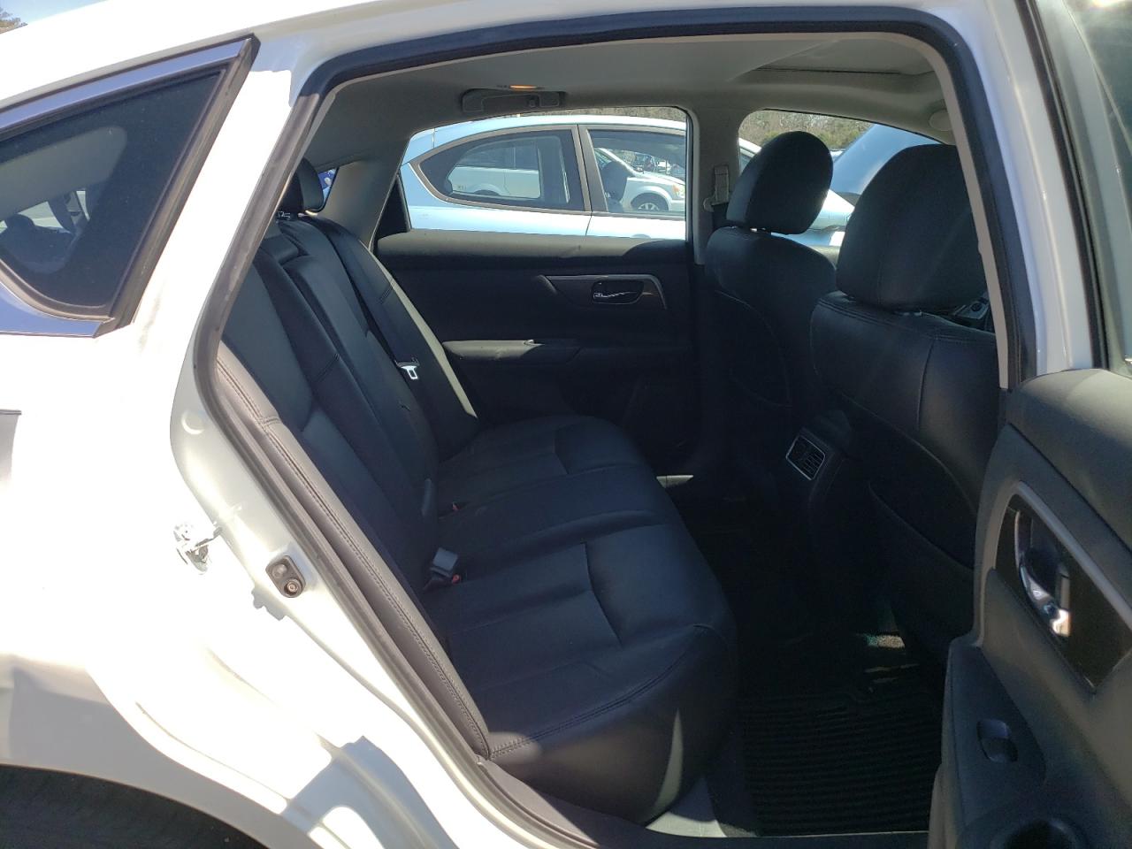Photo 6 from auction – 2014 NISSAN ALTIMA 2.5 with VIN 1N4AL3AP1EC123536