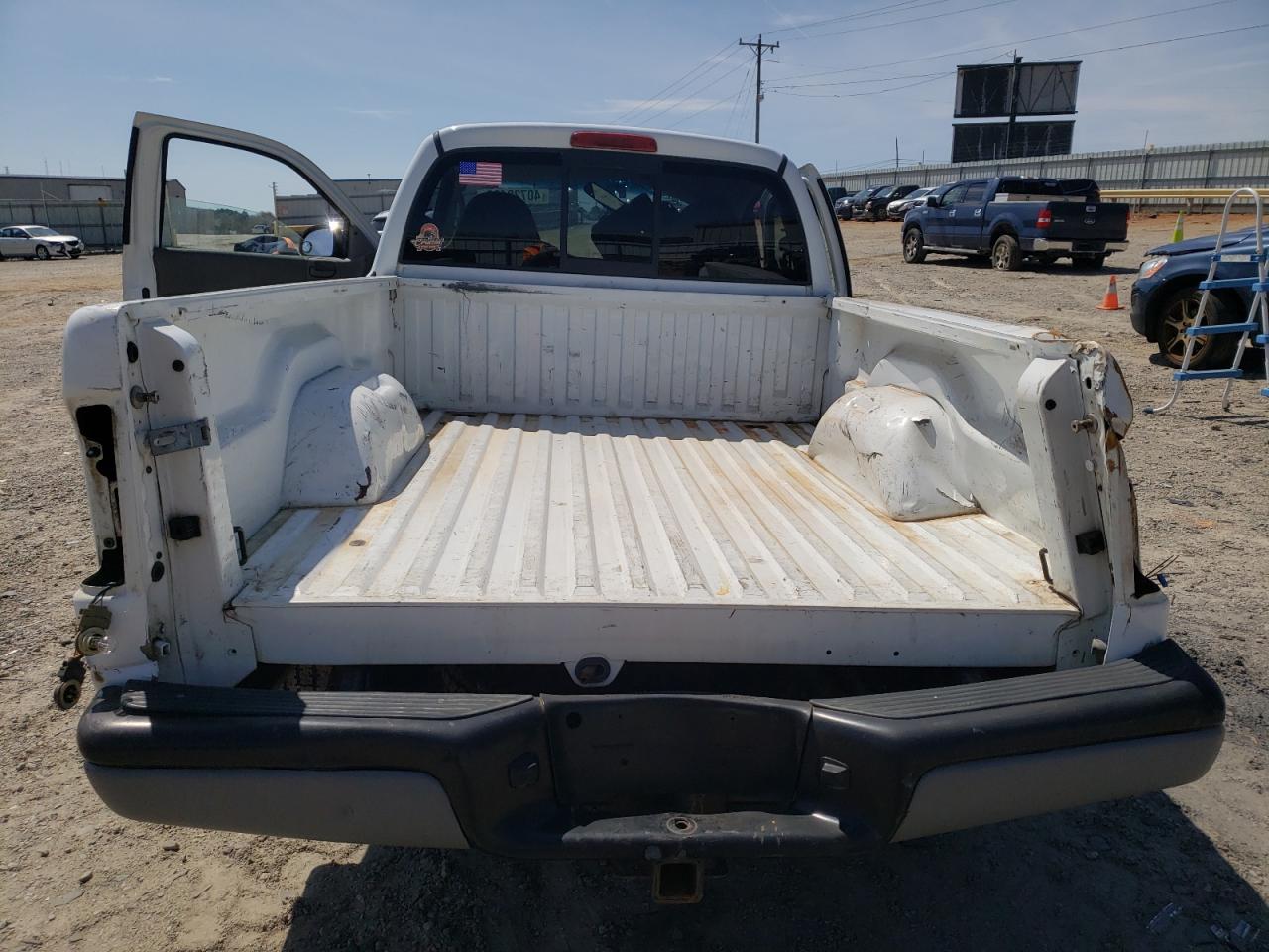 Photo 6 from auction – 2001 DODGE DAKOTA with VIN 1B7GL26X81S130880