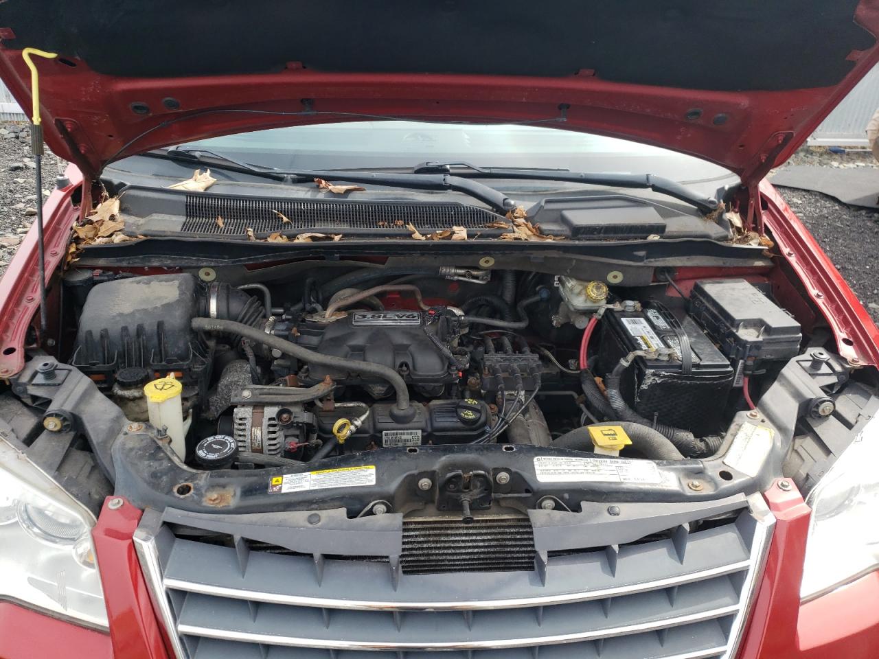 Photo 7 from auction – 2010 CHRYSLER TOWN & COU with VIN 2A4RR5D19AR195742