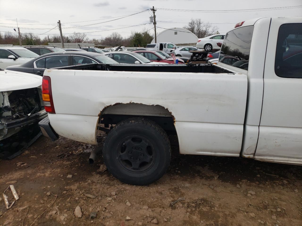 Photo 9 from auction – 2002 GMC SIERRA 150 with VIN 2GTEC19WX21153809