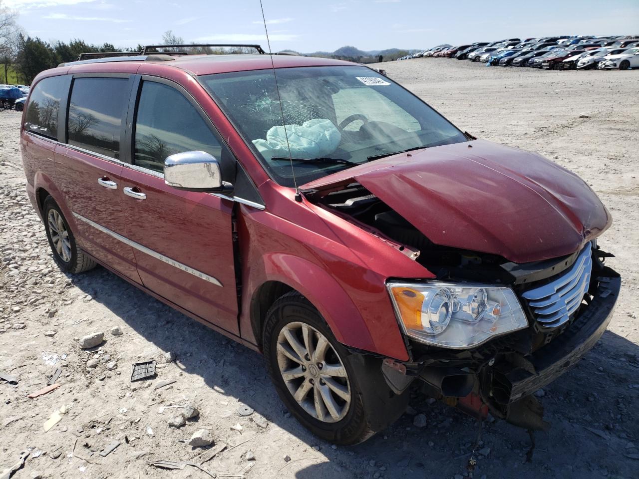 CHRYSLER TOWN & COU 2016 z numerem VIN 2C4RC1GG2GR150201 - Zdjęcie z aukcji