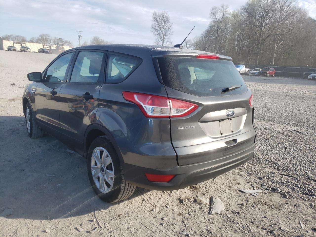 Photo 3 from auction – 2016 FORD ESCAPE S with VIN 1FMCU0F73GUA02927