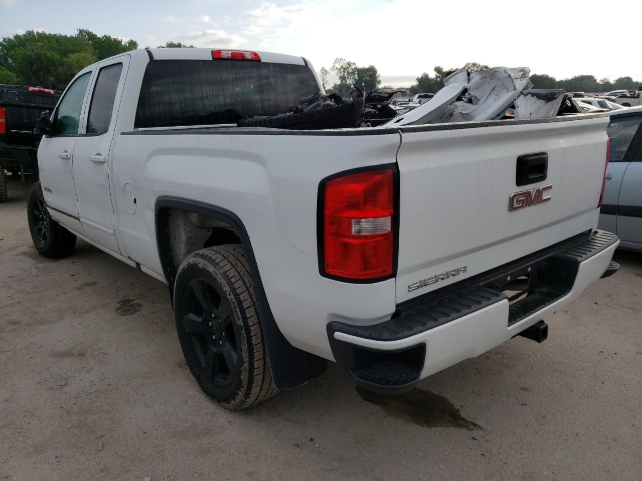 Photo 3 from auction – 2018 GMC SIERRA K15 with VIN 1GTV2LEC7JZ371013