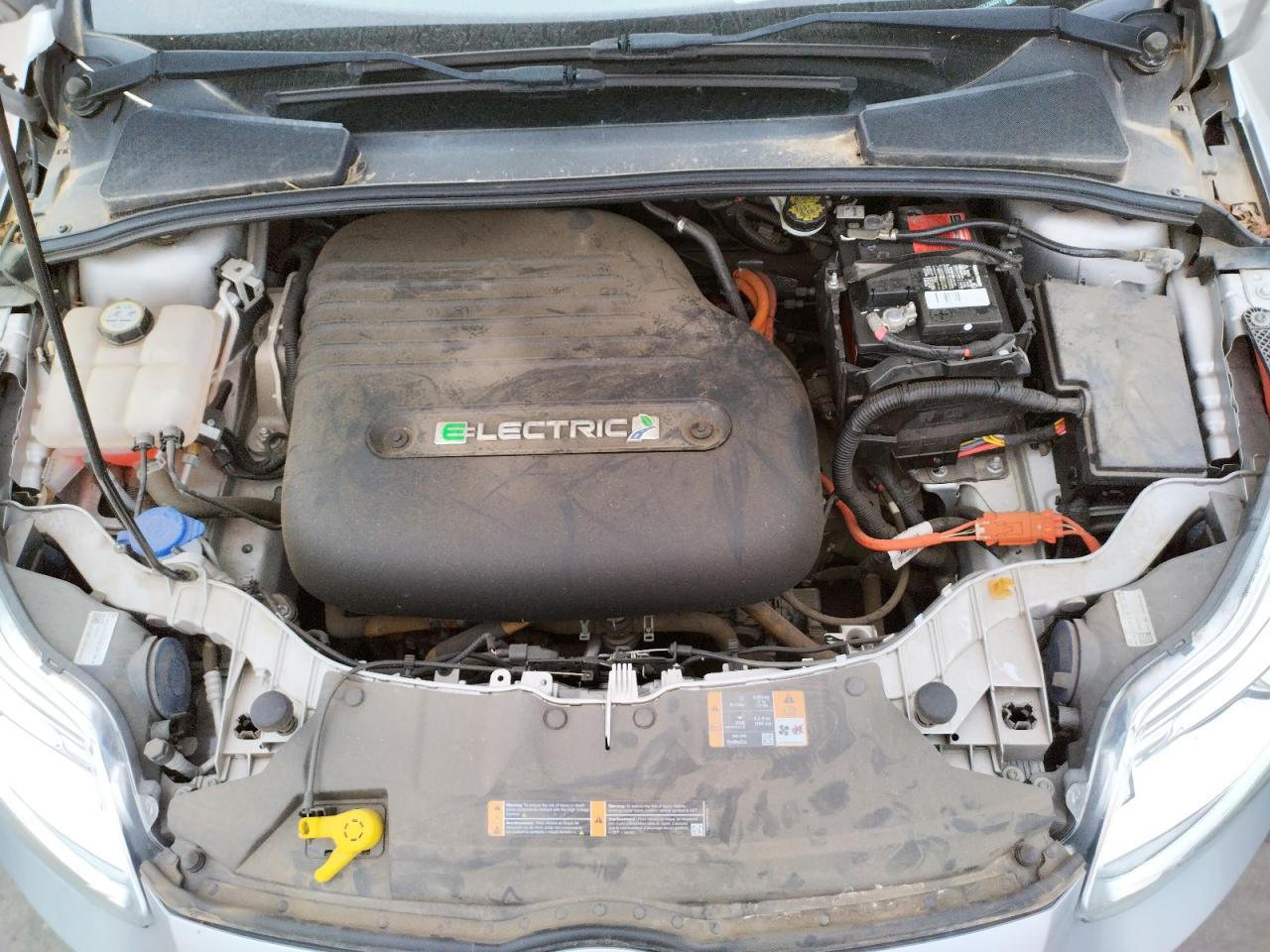 Photo 7 from auction – 2013 FORD FOCUS BEV with VIN 1FADP3R4XDL288091