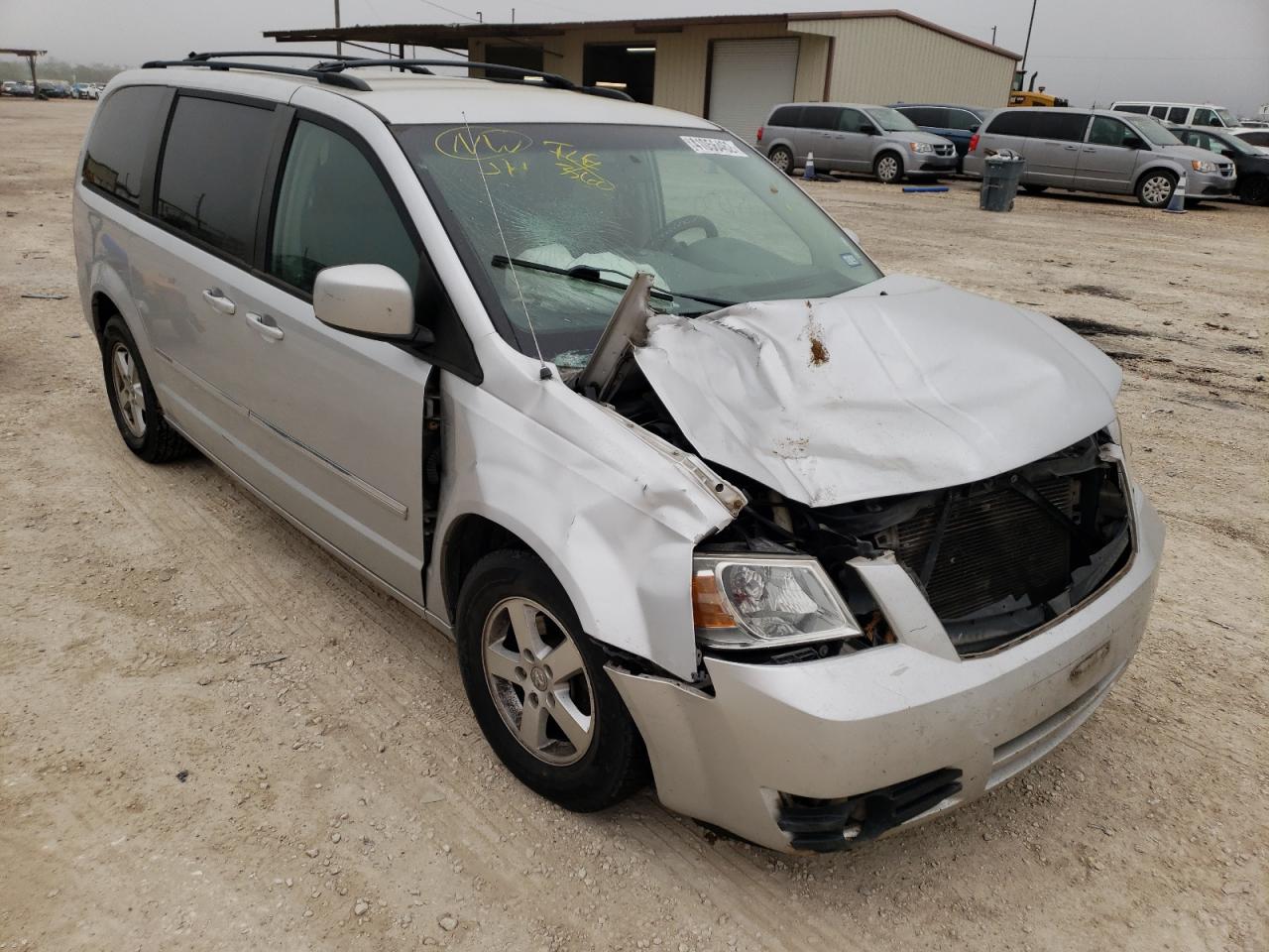 DODGE GRAND CARA 2009 with VIN 2D8HN54179R520155 - Photo from auction