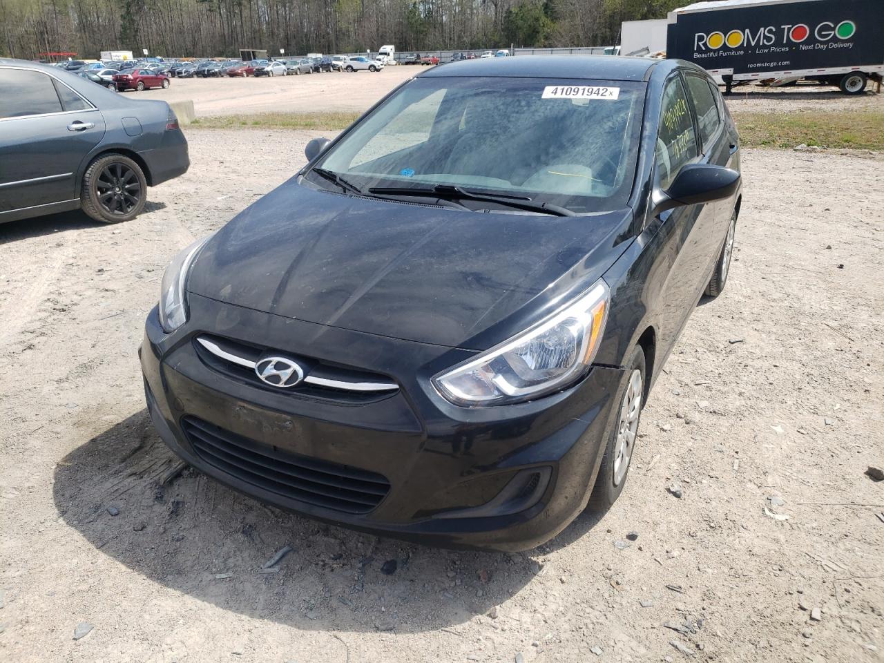Photo 2 from auction – 2016 HYUNDAI ACCENT SE with VIN KMHCT5AE7GU239152