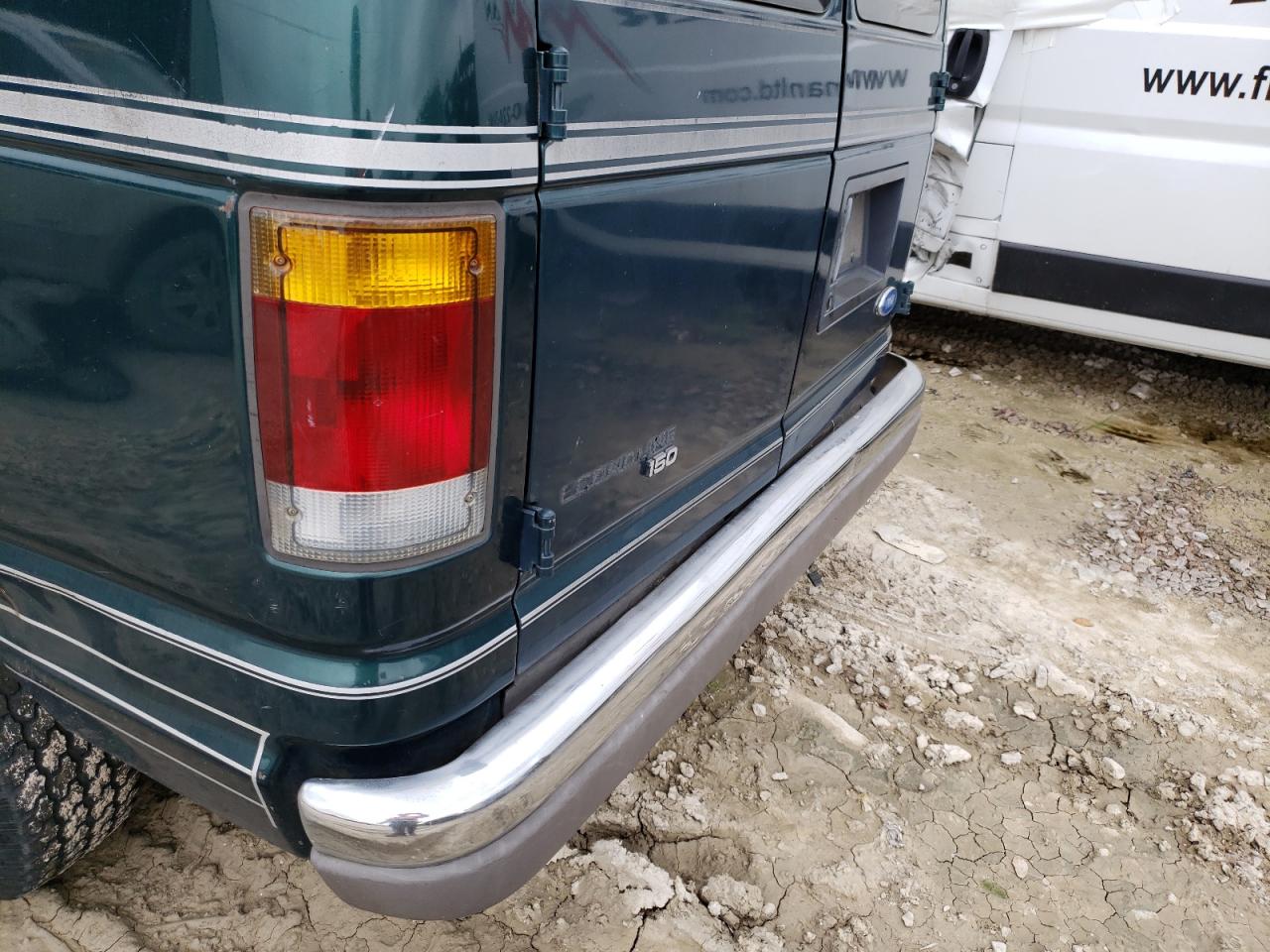 Photo 10 from auction – 1994 FORD ECONOLINE with VIN 1FDEE14Y2RHC19386