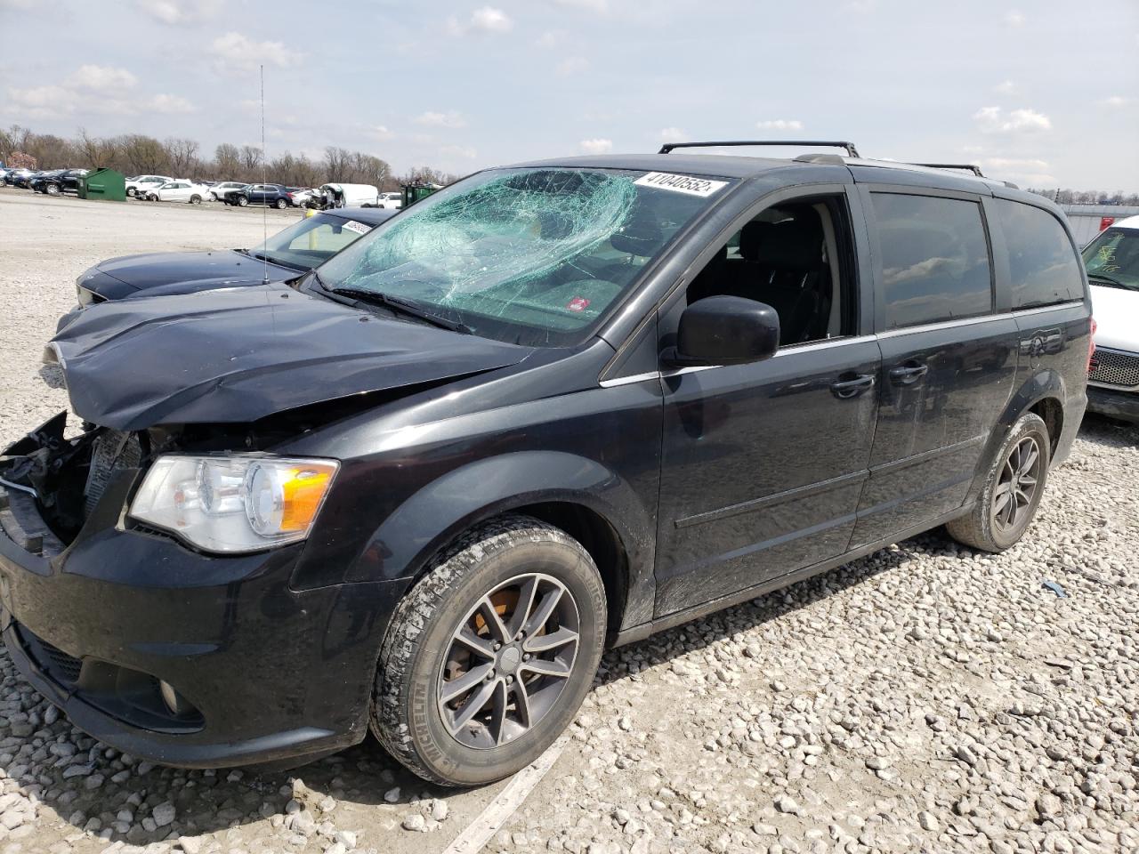 Photo 2 from auction – 2017 DODGE GRAND CARA with VIN 2C4RDGCG9HR858596