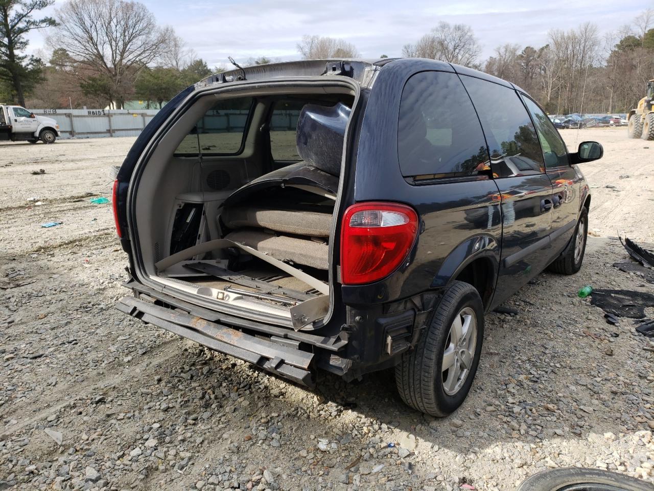Photo 4 from auction – 2007 DODGE CARAVAN SX with VIN 1D4GP45R27B160519