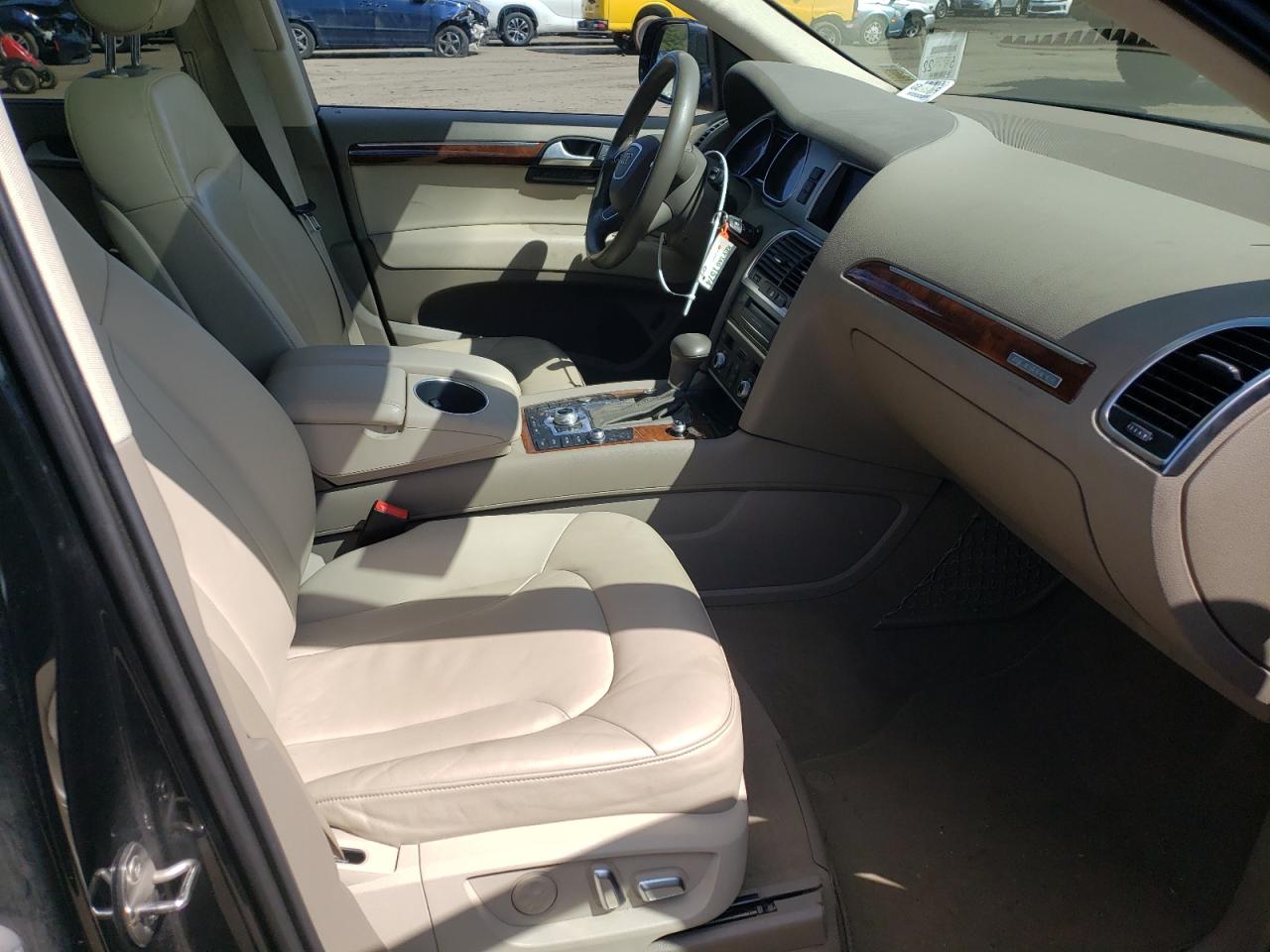 Photo 5 from auction – 2014 AUDI Q7 PREMIUM with VIN WA1LGAFE2ED017751