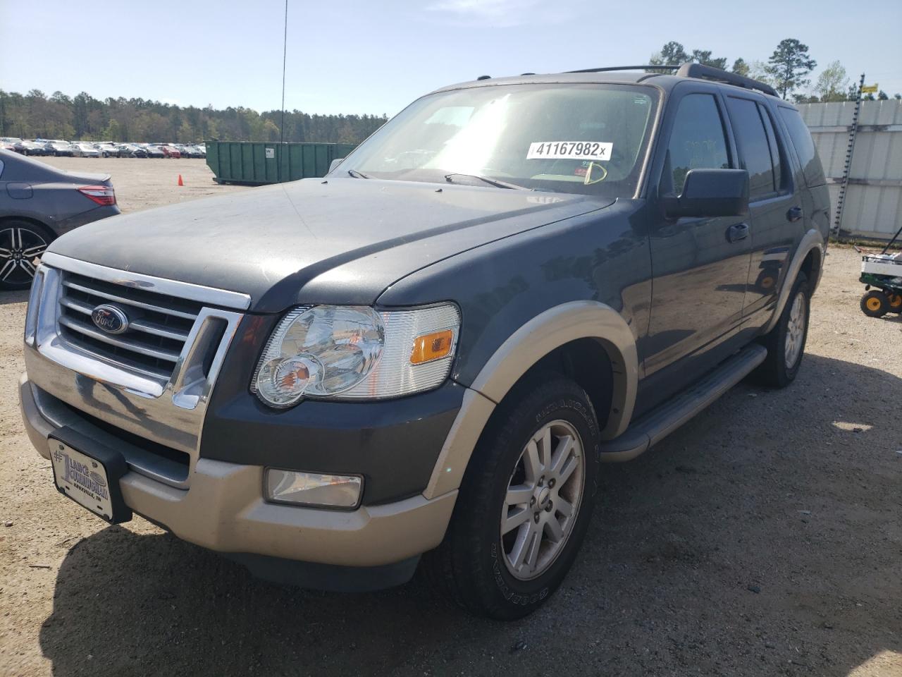 Photo 9 from auction – 2010 FORD EXPLORER E with VIN 1FMEU6EE4AUA01899
