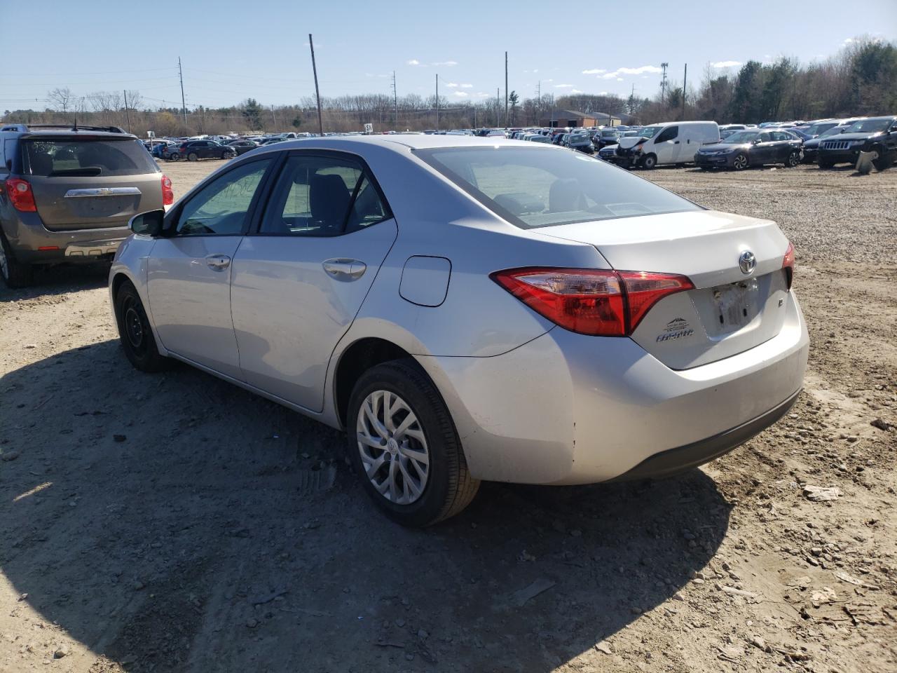Photo 3 from auction – 2017 TOYOTA COROLLA L with VIN 2T1BURHE7HC928441