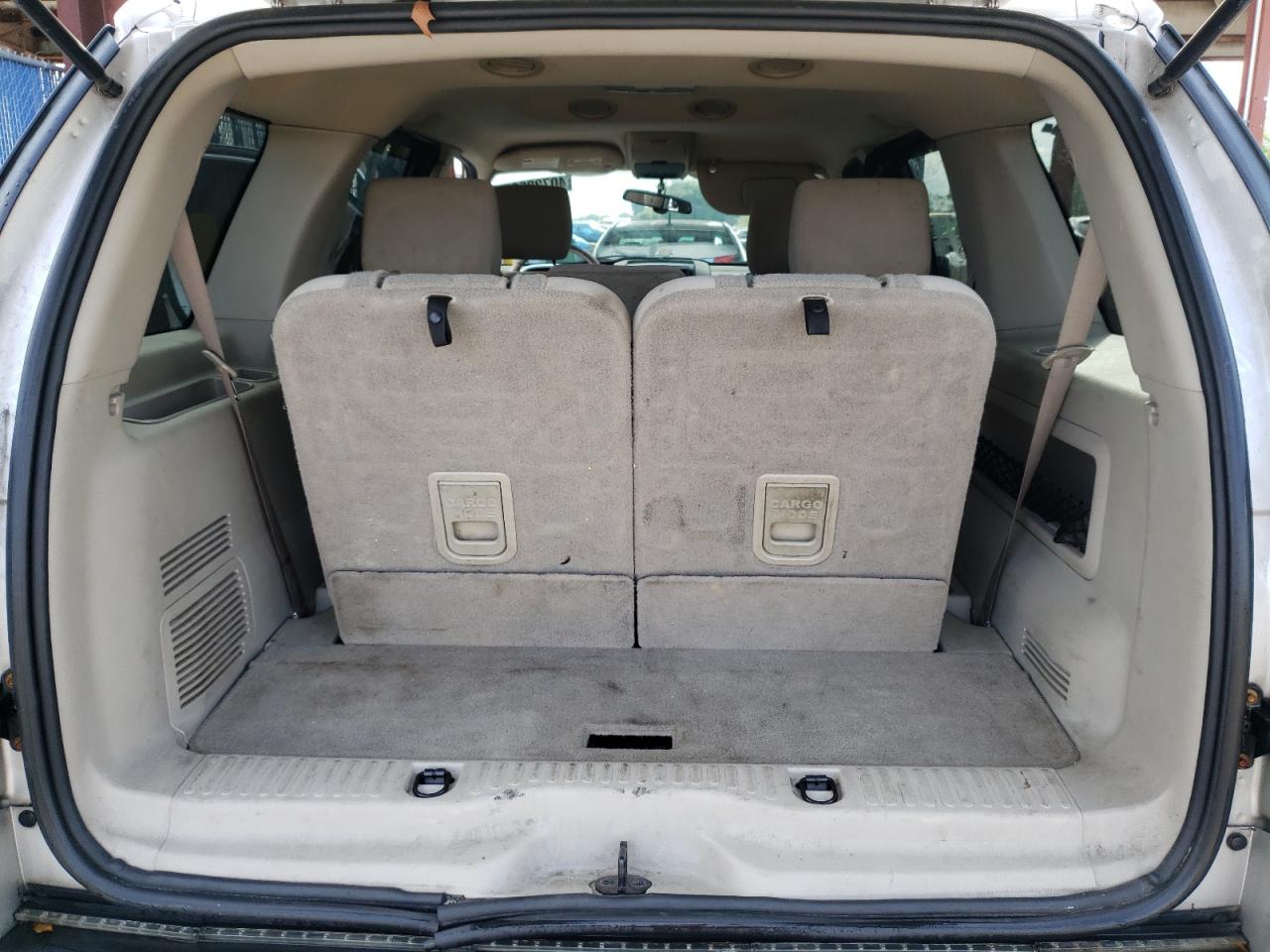 Photo 9 from auction – 2006 FORD EXPLORER X with VIN 1FMEU63E16UA98392