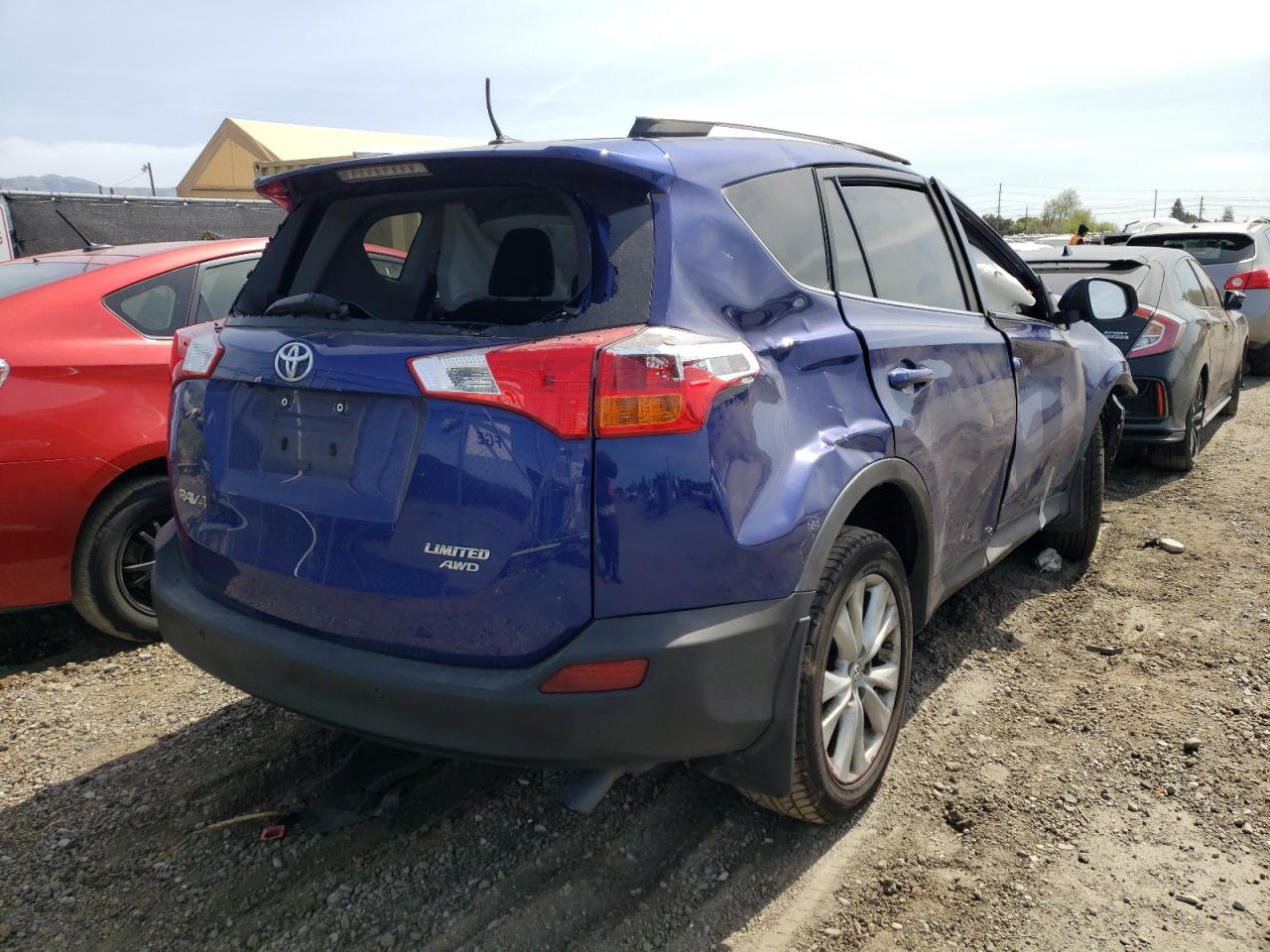 Photo 4 from auction – 2015 TOYOTA RAV4 LIMIT with VIN 2T3DFREV2FW314701
