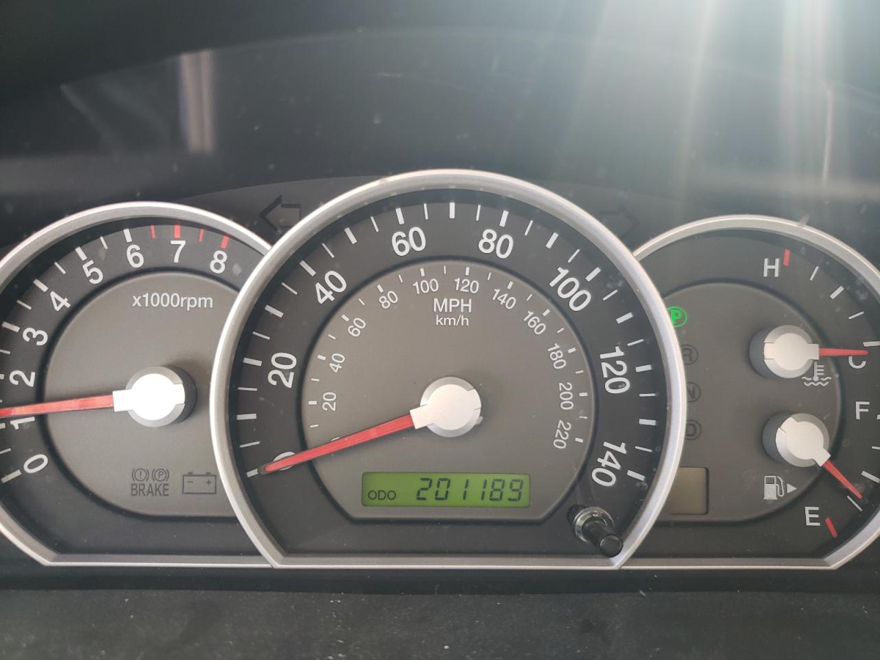 Photo 8 from auction – 2007 KIA SORENTO EX with VIN KNDJC736275722720