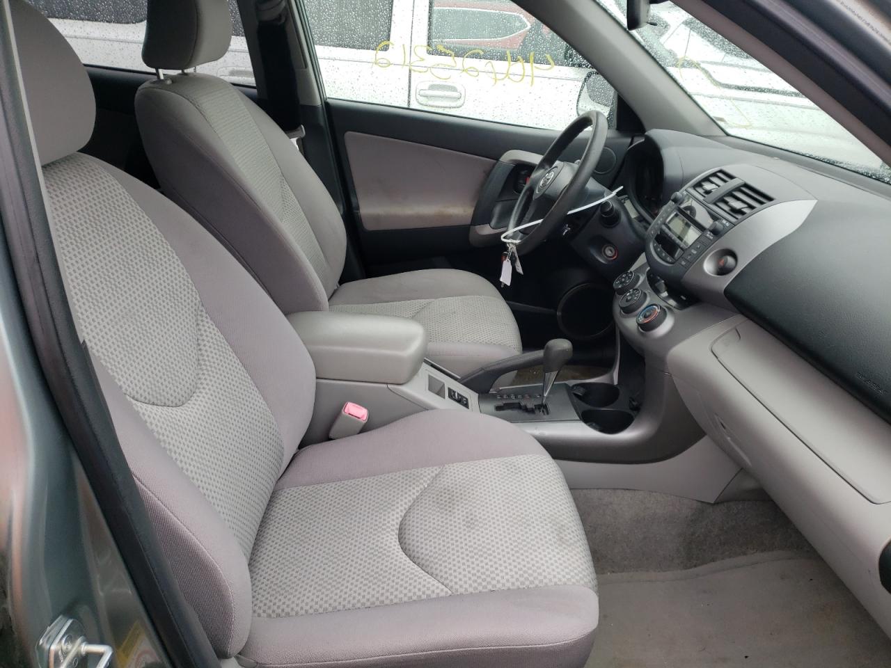 Photo 5 from auction – 2008 TOYOTA RAV4 with VIN JTMBD33V485212565