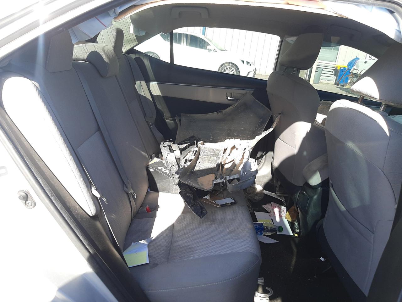 Zdjęcie 6 z aukcji – 2014 TOYOTA COROLLA L z VIN 2T1BURHE3EC020712