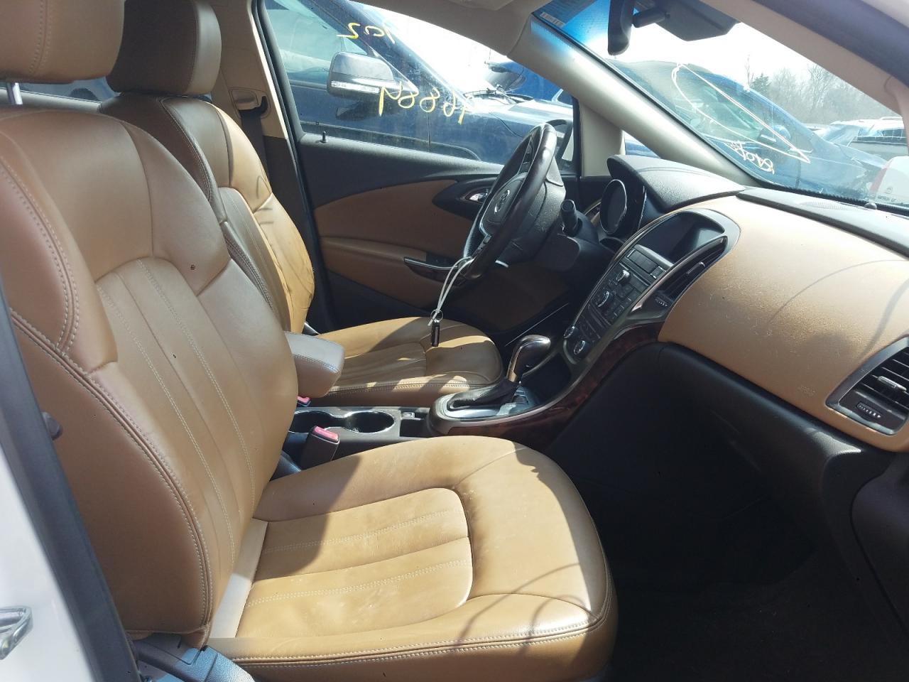 Photo 6 from auction – 2012 BUICK VERANO with VIN 1G4PS5SK0C4145522
