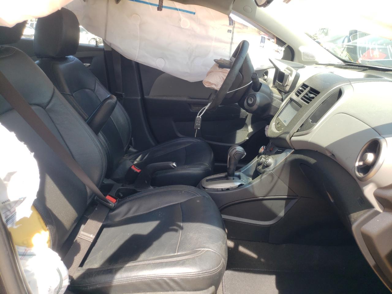 Photo 5 from auction – 2016 CHEVROLET SONIC LT with VIN 1G1JC5SH6G4179135