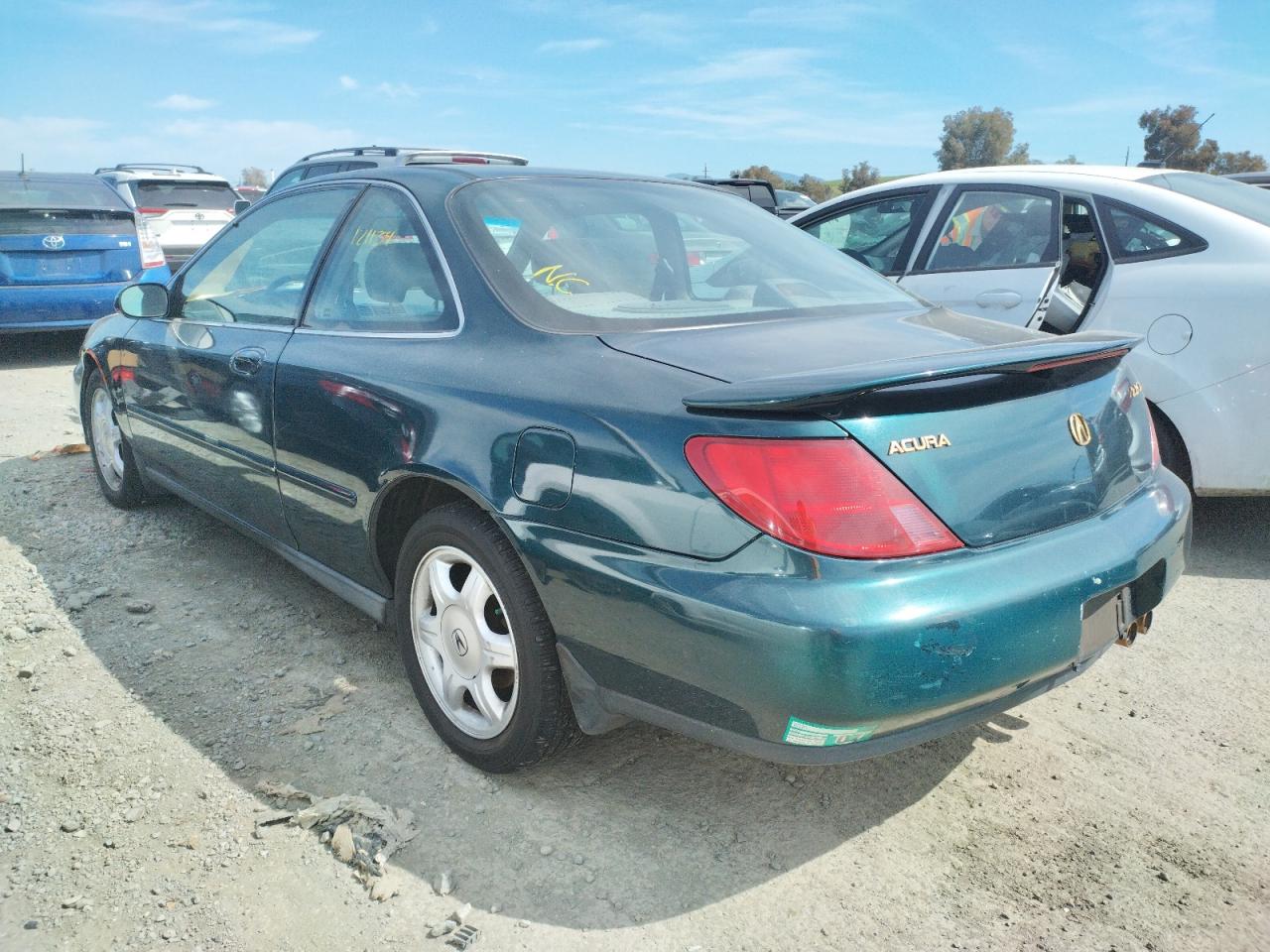 Photo 3 from auction – 1997 ACURA 2.2CL with VIN 19UYA1251VL019209