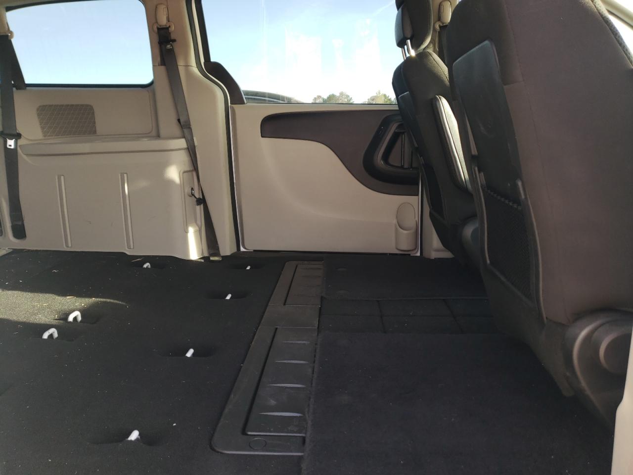 Photo 6 from auction – 2020 DODGE GRAND CARA with VIN 2C4RDGBGXLR155583