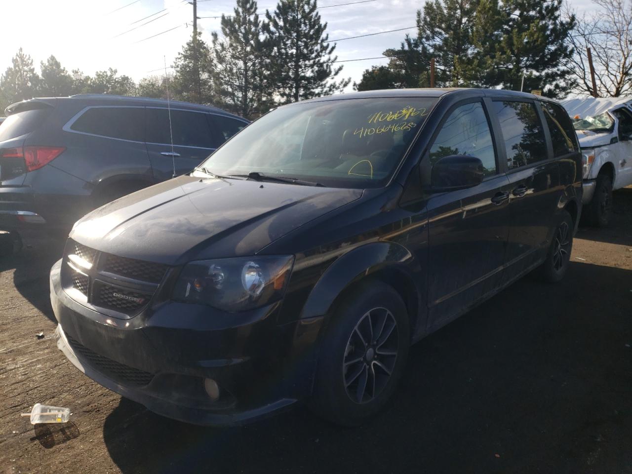 Photo 2 from auction – 2019 DODGE GRAND CARA with VIN 2C4RDGEGXKR636993