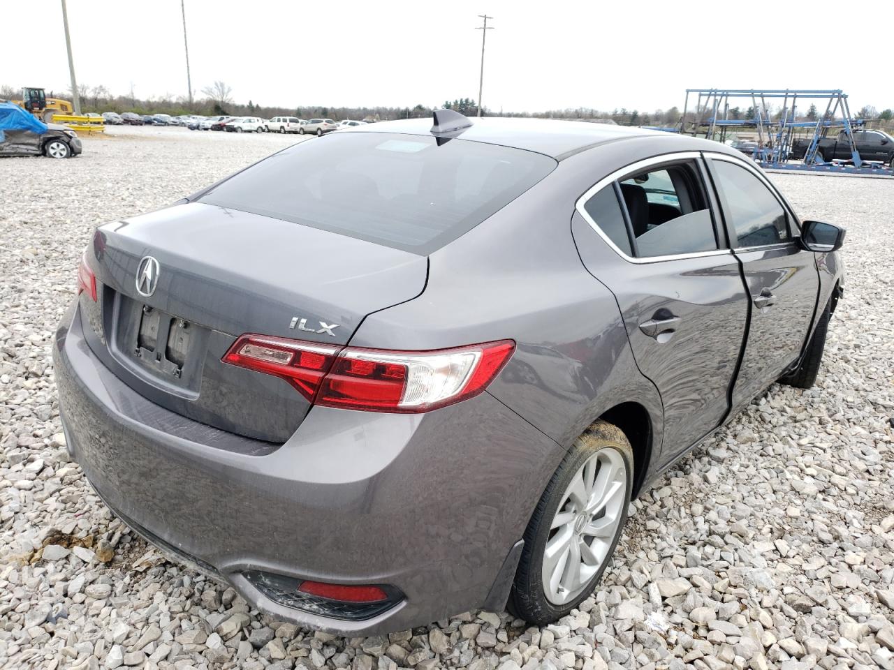 Photo 4 from auction – 2017 ACURA ILX PREMIU with VIN 19UDE2F77HA004363