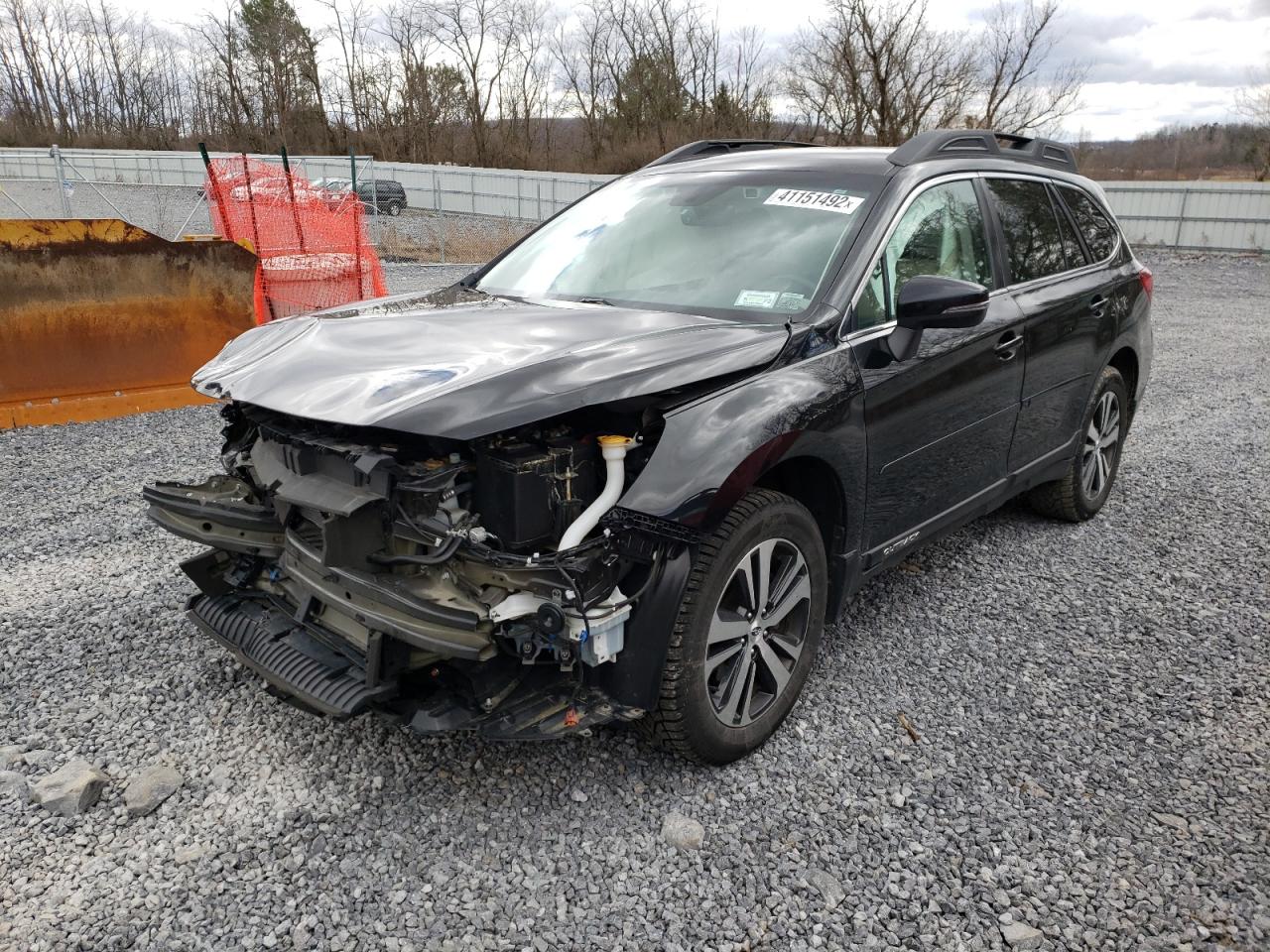 Photo 2 from auction – 2019 SUBARU OUTBACK 3. with VIN 4S4BSEJC6K3233211