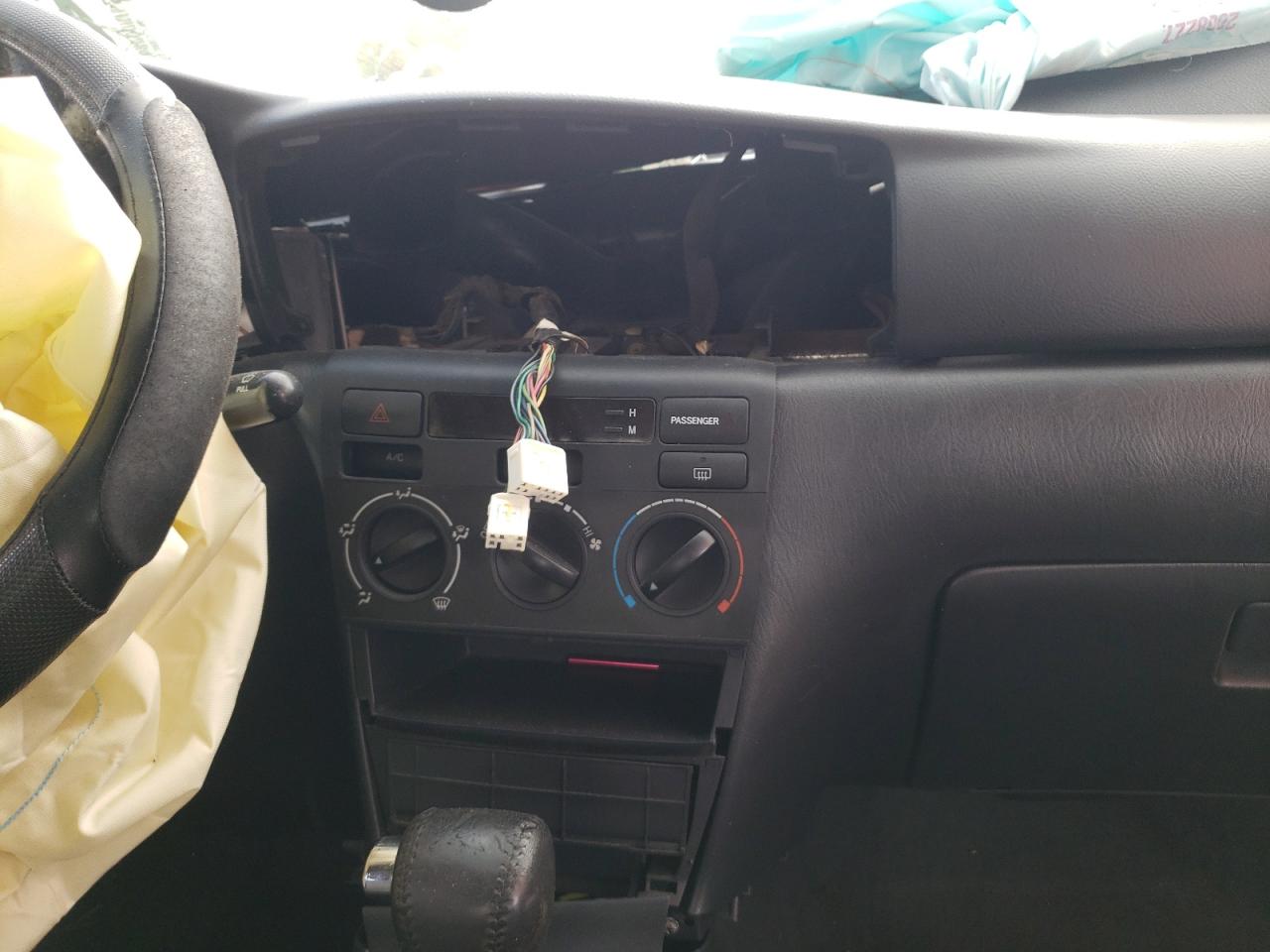 Photo 9 from auction – 2004 TOYOTA COROLLA CE with VIN 2T1BR32E44C314416