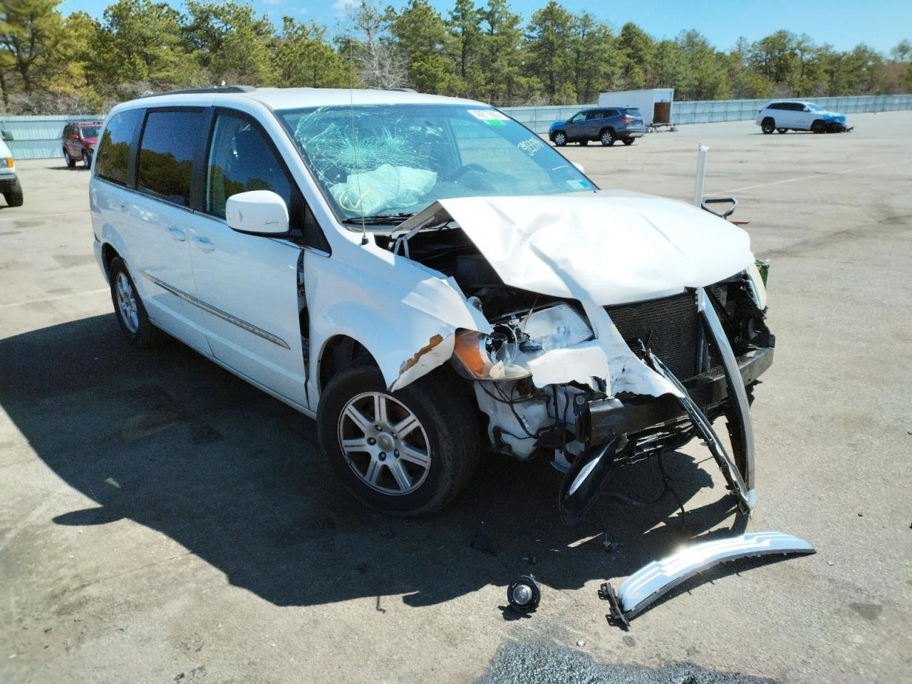 Photo 1 from auction – 2012 CHRYSLER TOWN & COU with VIN 2C4RC1BGXCR313338