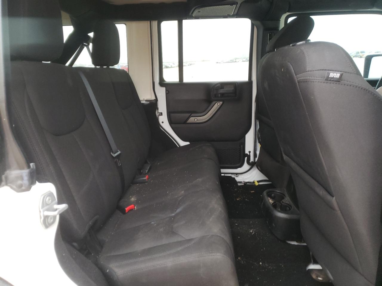 Photo 6 from auction – 2016 JEEP WRANGLER U with VIN 1C4HJWDG8GL303790