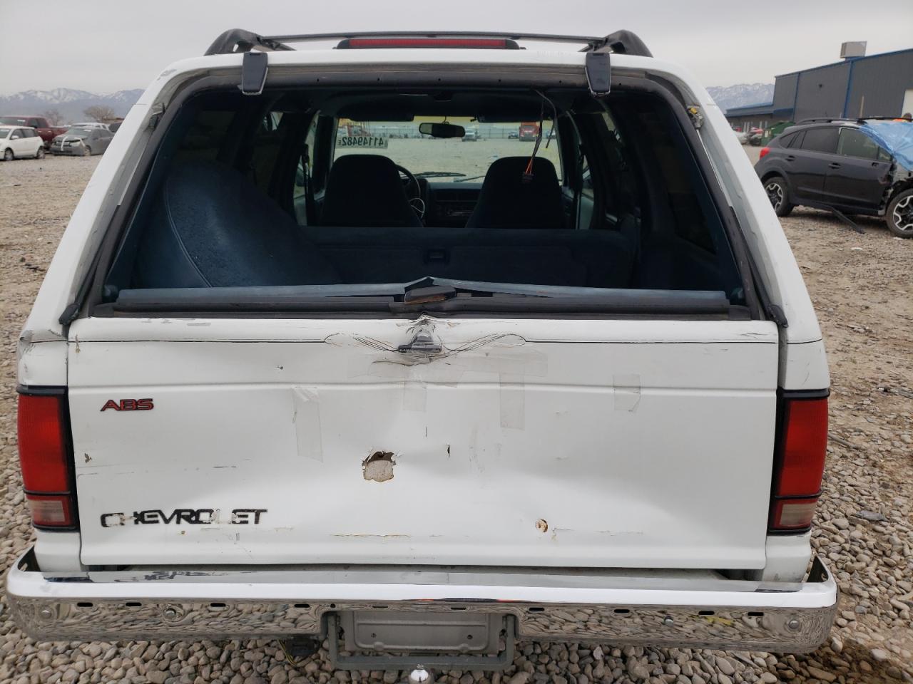 Photo 9 from auction – 1994 CHEVROLET BLAZER with VIN 1GNCS13W8R0151492