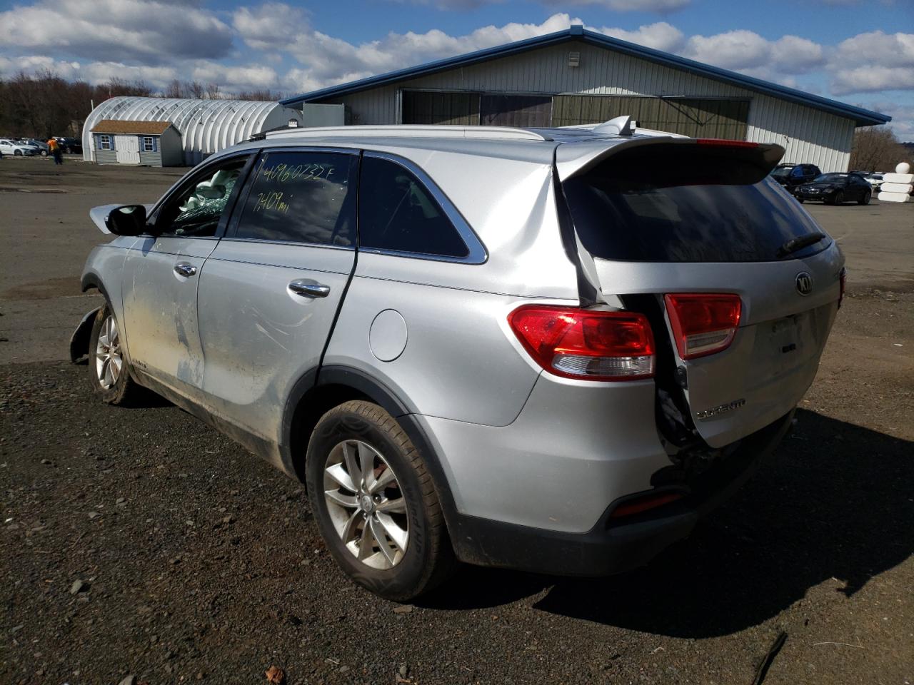 Photo 3 from auction – 2016 KIA SORENTO LX with VIN 5XYPGDA55GG031468