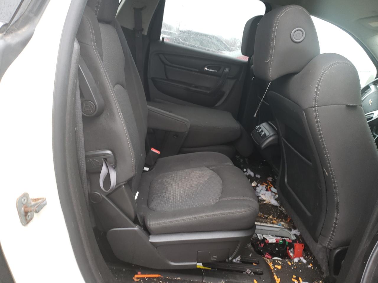 Photo 6 from auction – 2014 CHEVROLET TRAVERSE L with VIN 1GNKRGKD9EJ251986