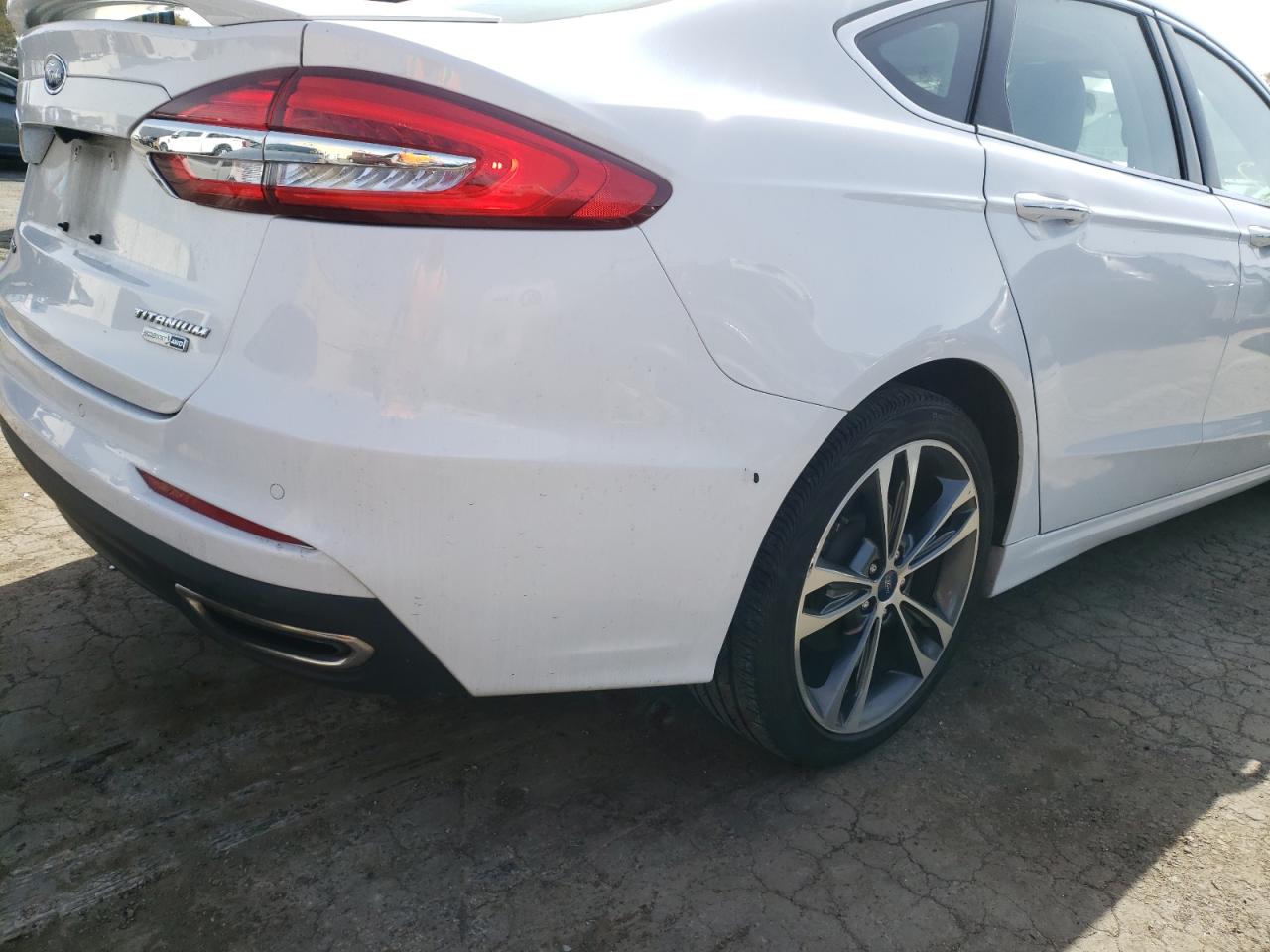 Photo 9 from auction – 2020 FORD FUSION TIT with VIN 3FA6P0D91LR130751