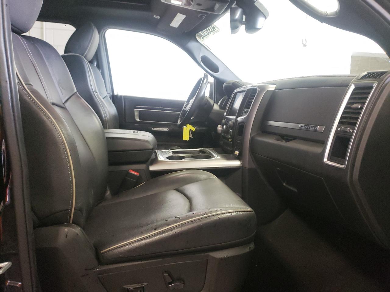 Photo 5 from auction – 2017 RAM 1500 LONGH with VIN 1C6RR7PT3HS762624